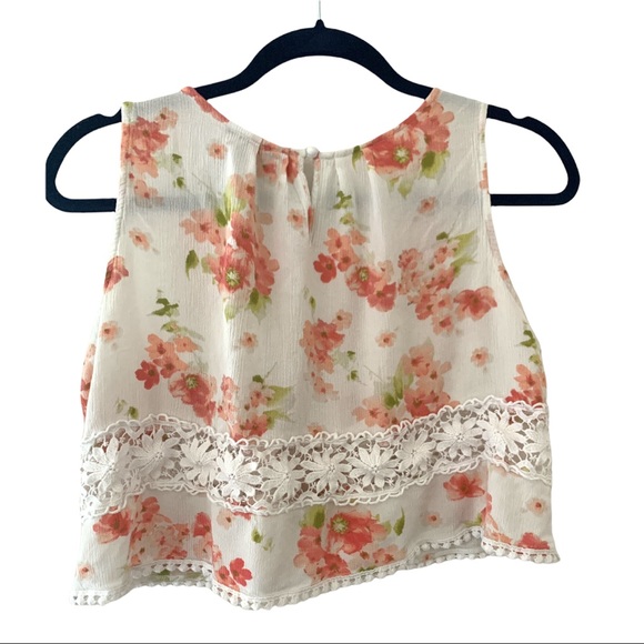 Timing Floral Cropped Tank Top Shirt Size Medium - Picture 2 of 5